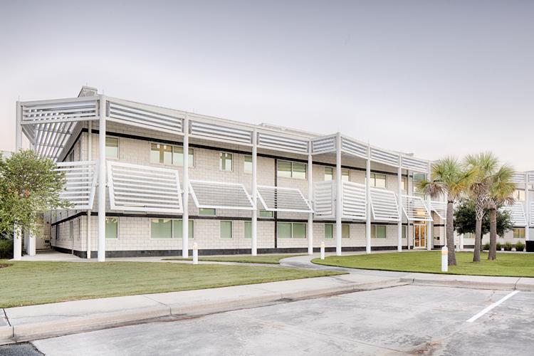 View of the Savannah campus building